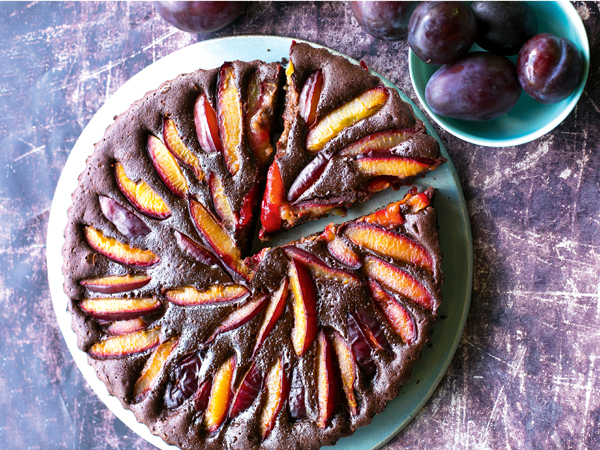 szilvás, csokoládés brownie pite