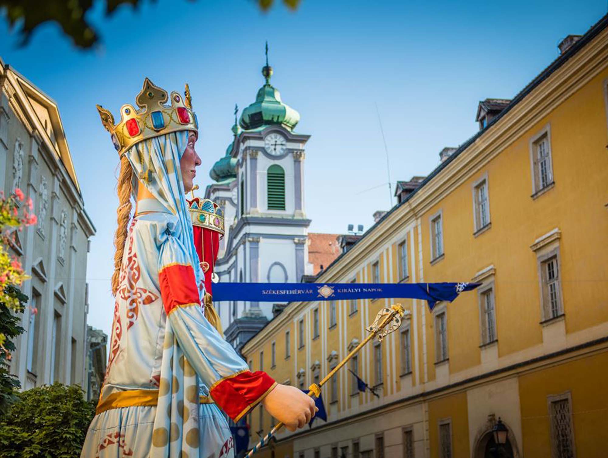 Királyi óriásbábok - Nők Lapja - Nők Lapja