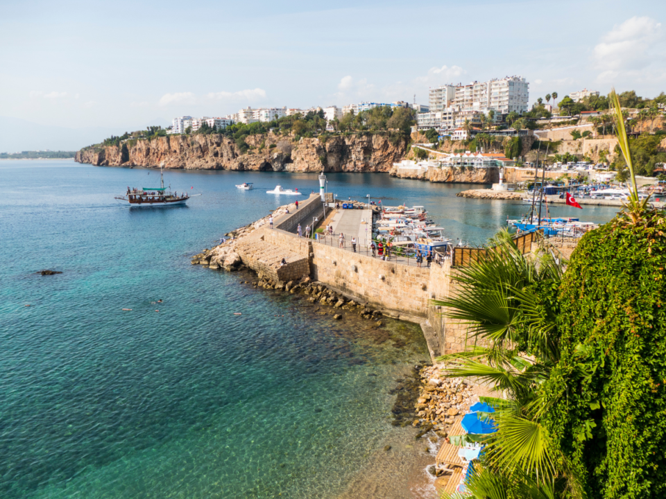 Törökország Antalya kikötő