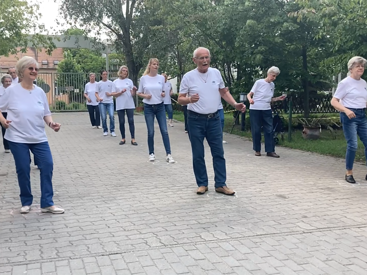 - Nők Lapja - Nők Lapja