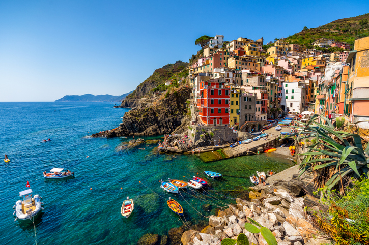 szigorú öltözködési szabályok külföld cinque terre