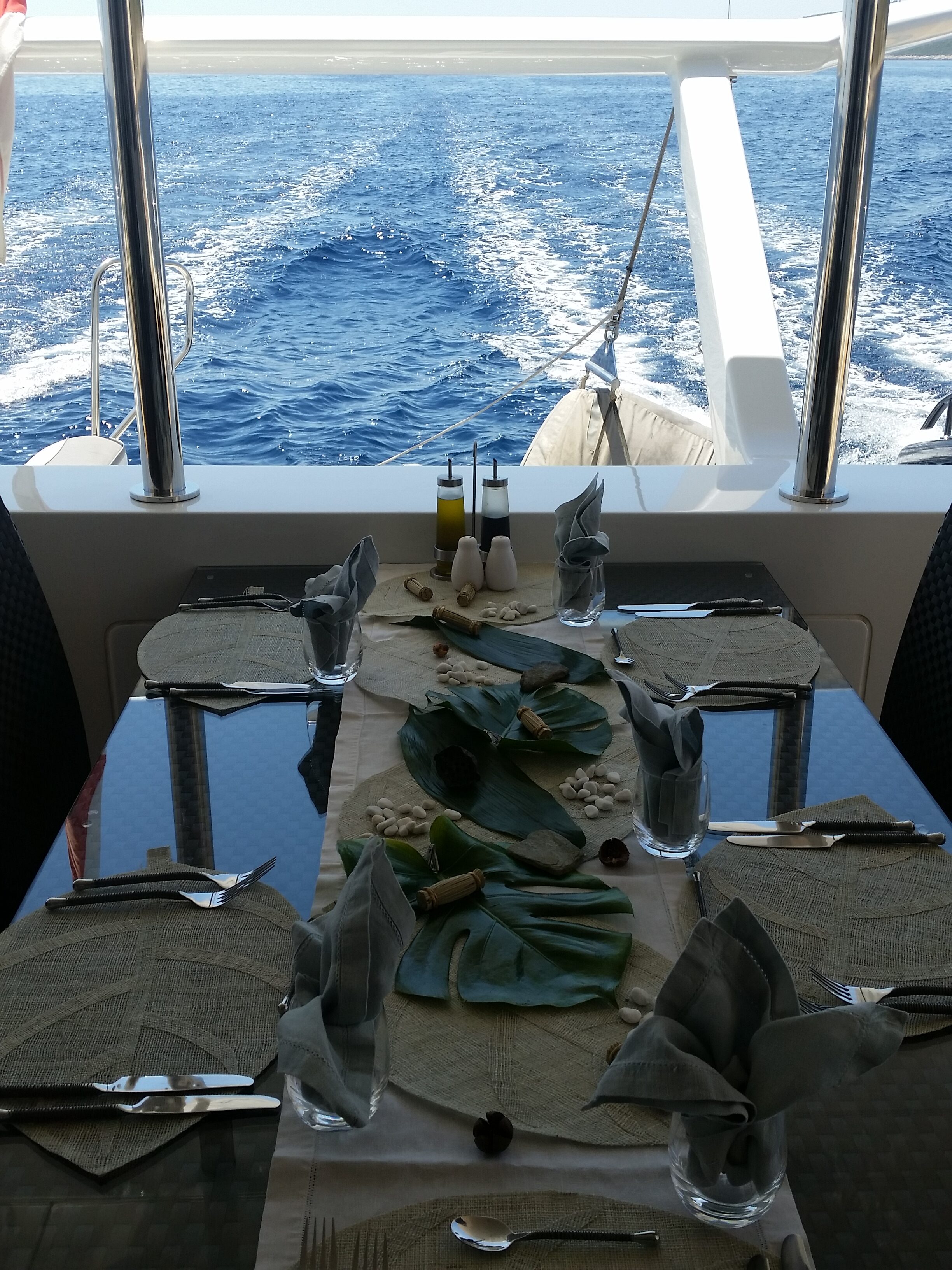 Terített asztal a tengeren - Nők Lapja - Nők Lapja