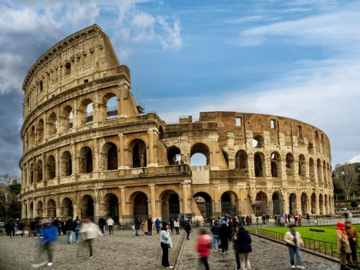 Colosseum, műemlék, rongálás, vandalizmus