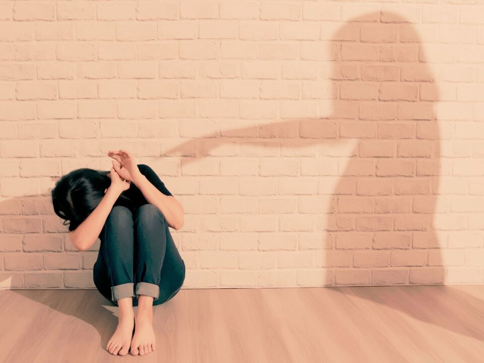 érzelmi bántalmazás agy