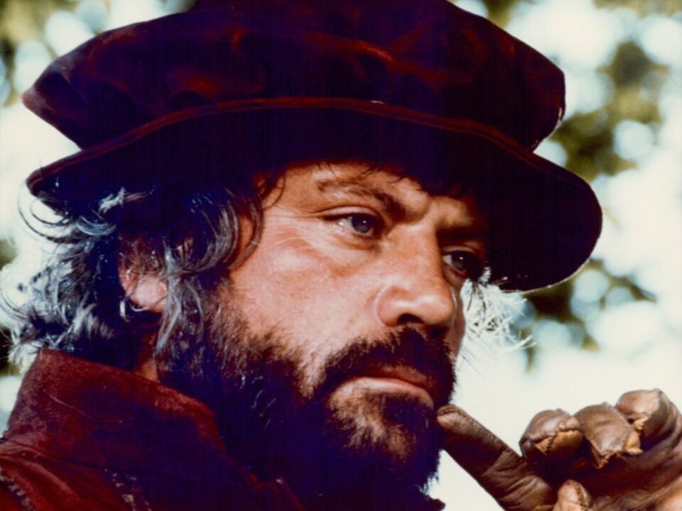 Oliver Reed