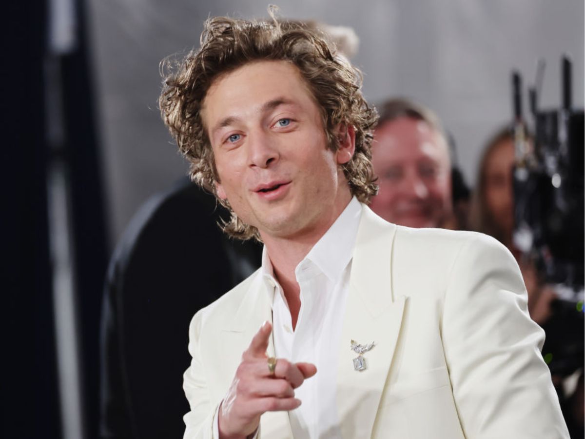 Jeremy Allen White