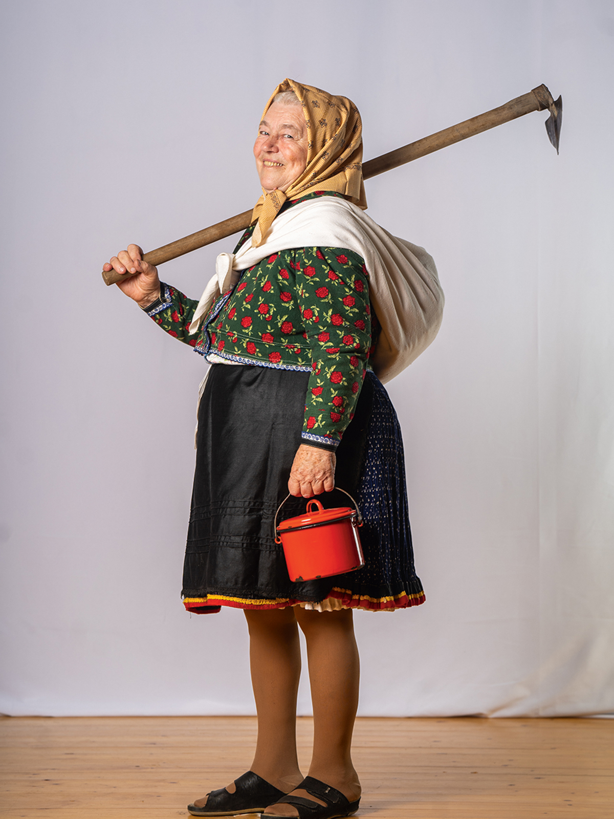 nepviseletesbal-riport-mohos-zs¢fia-10 - Nők Lapja - Nők Lapja