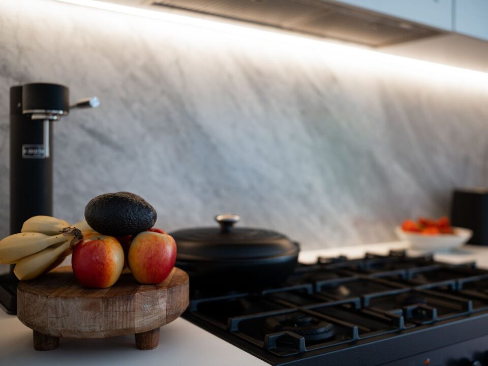 ne tárolj tűzhely mellett