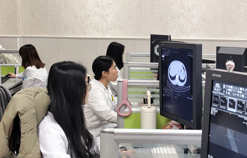 AI mesterséges intelligencia akciófigura trend veszély