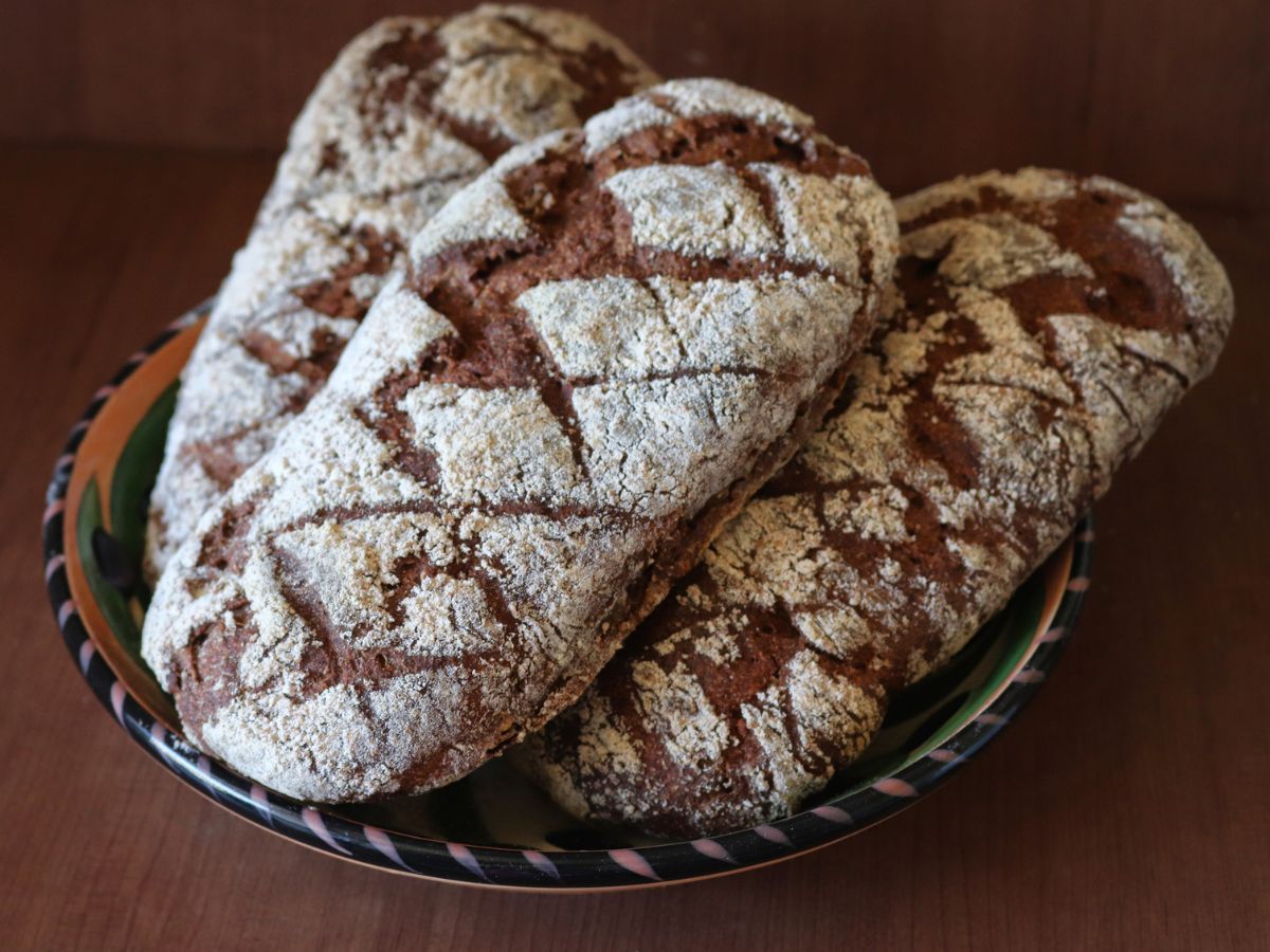 teljes kiőrlésű rozskenyér