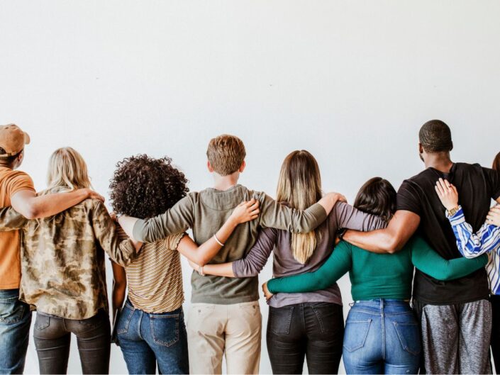 barátságválság vagy barátságforradalom