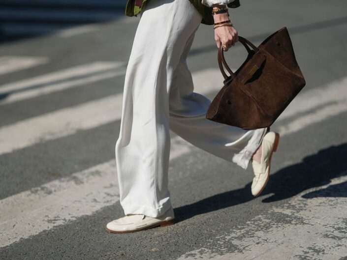 fehér nadrág stílusosan 50 felett