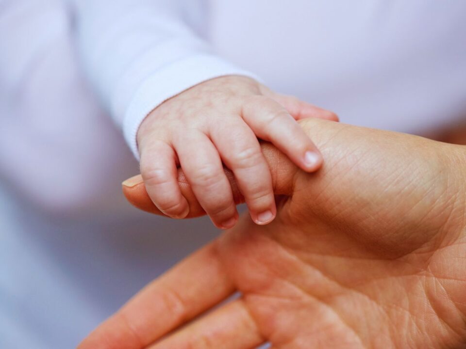 kistestver-erkezik-vekerdy-tamas - Nők Lapja kistestvér érkezik vekerdy tamás