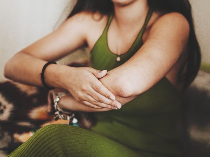 szívroham könyökfájás