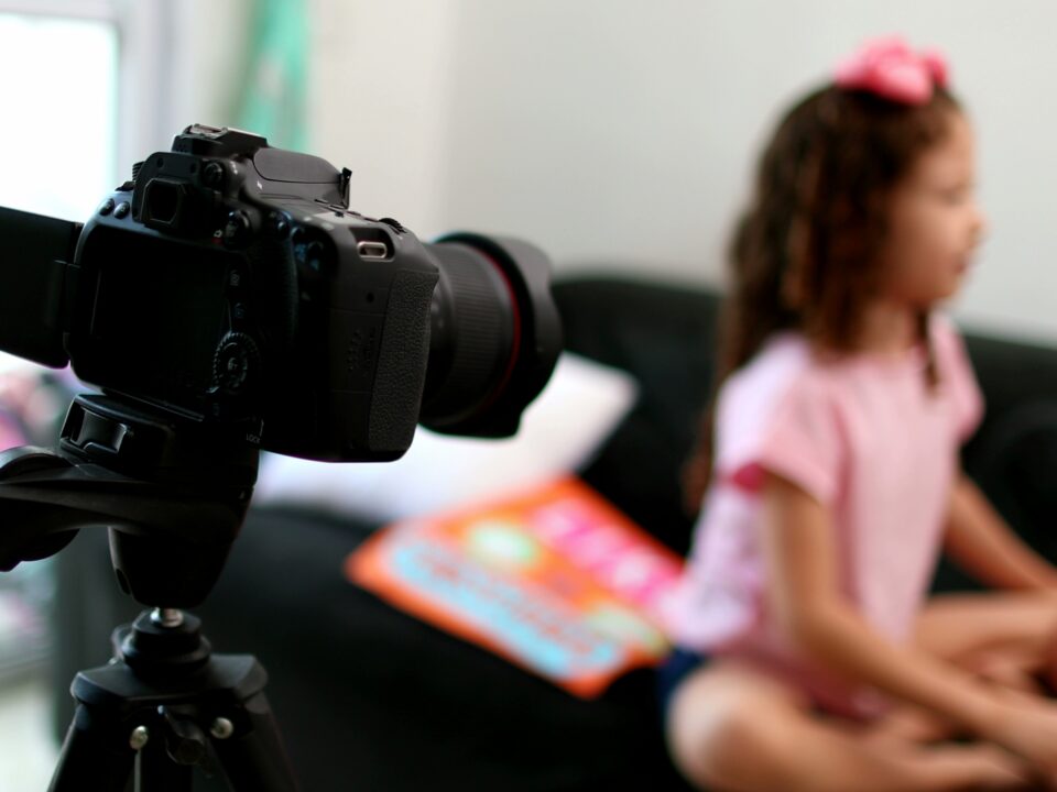 kidfluenszer-gyerek-veszely - Nők Lapja kidfluenszer gyerek veszély