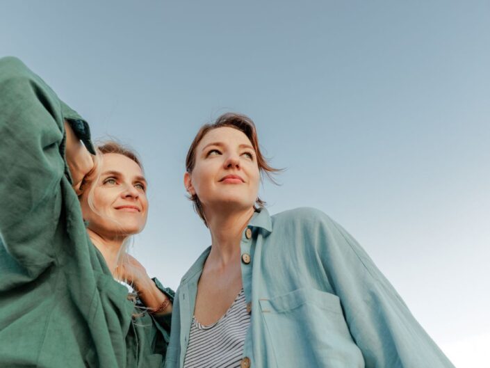 nők barátok felnőttként