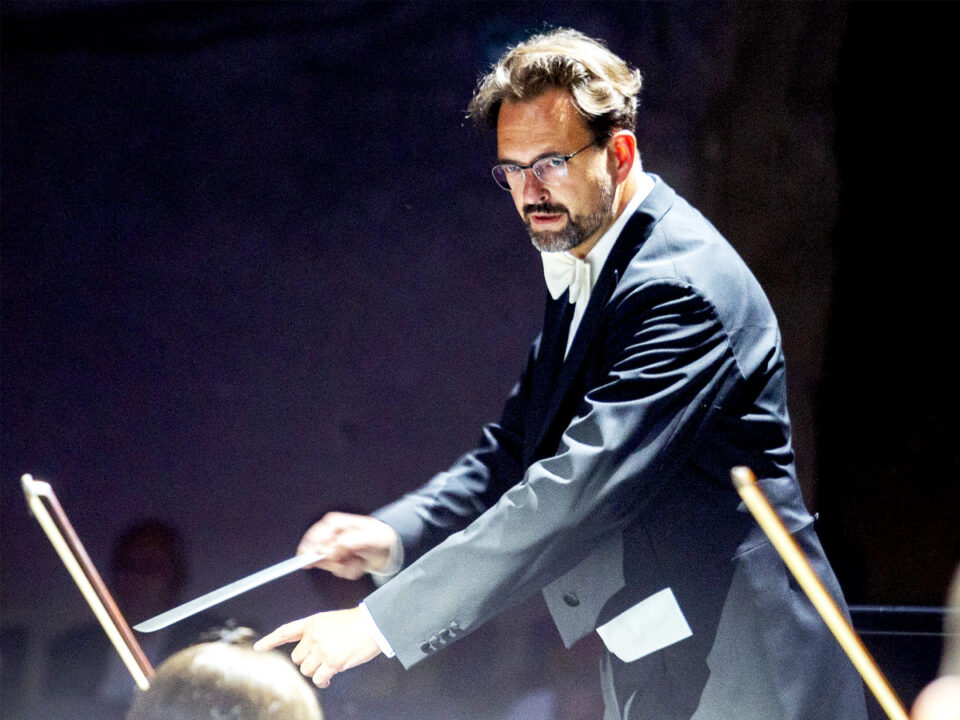 Kóczán Péter karmester (Fotó: Győri Filharmonikus Zenekar)