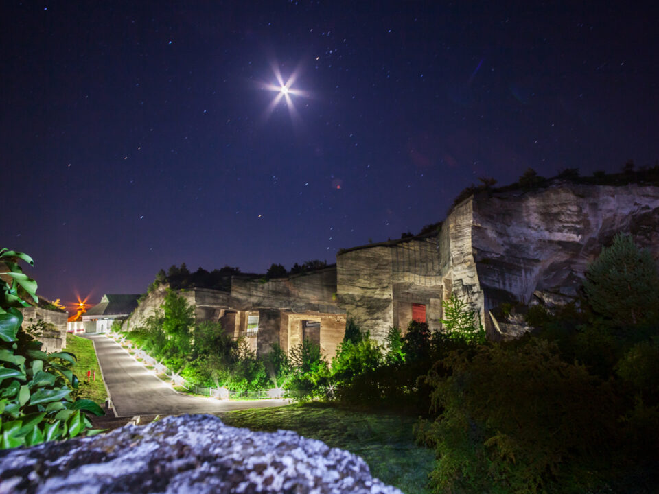 Felsőrákosi Barlangszínház (Fotó: Győri Filharmonikus Zenekar)