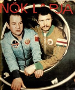 magyarok-az-urben-farkas-bertalan-charles-simonyi-es-kapu-tibor - Nők Lapja Valerij Kubaszov és Farkas Bertalan