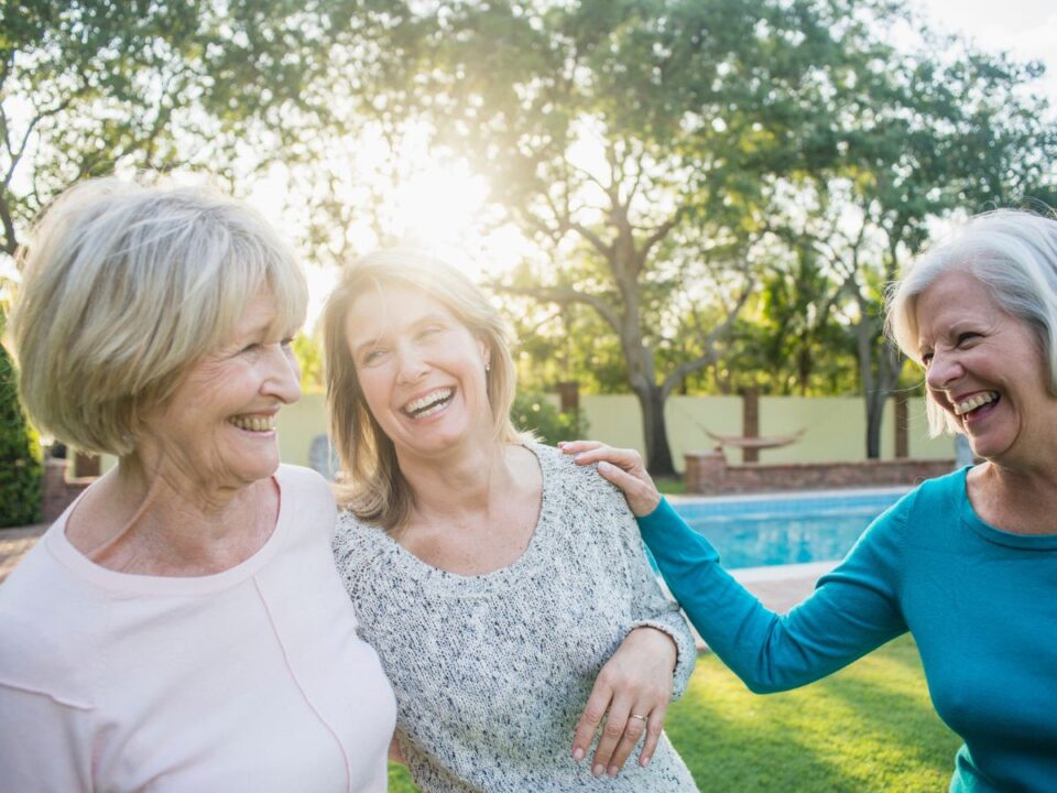 barátnő idős nők