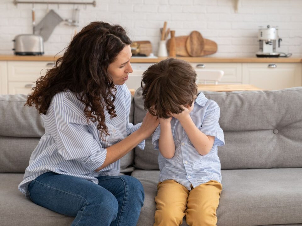 szomorú gyerek gyereknevelés