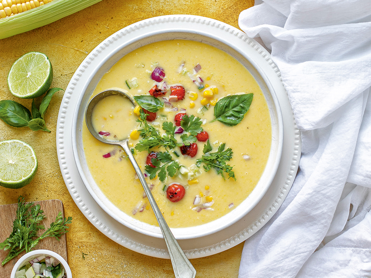 Kukoricagazpacho sült koktélparadicsommal