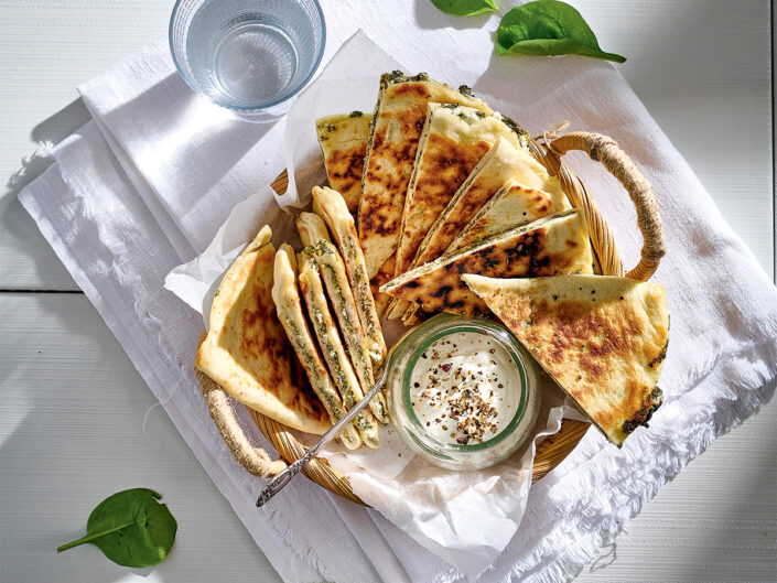 Spenótos, fetás gözleme