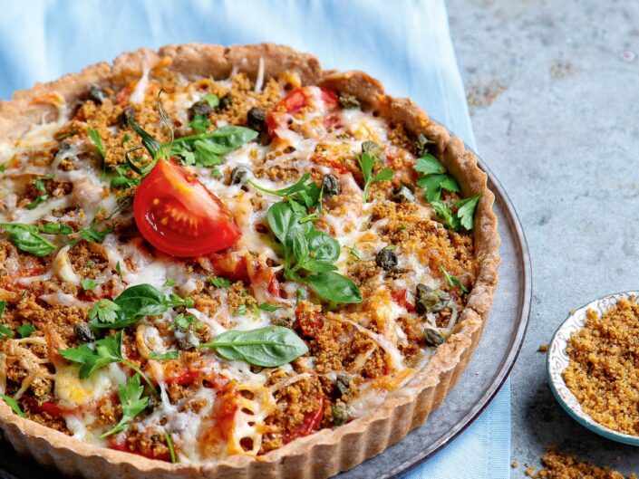 Paradicsomos-fűszermorzsás pite