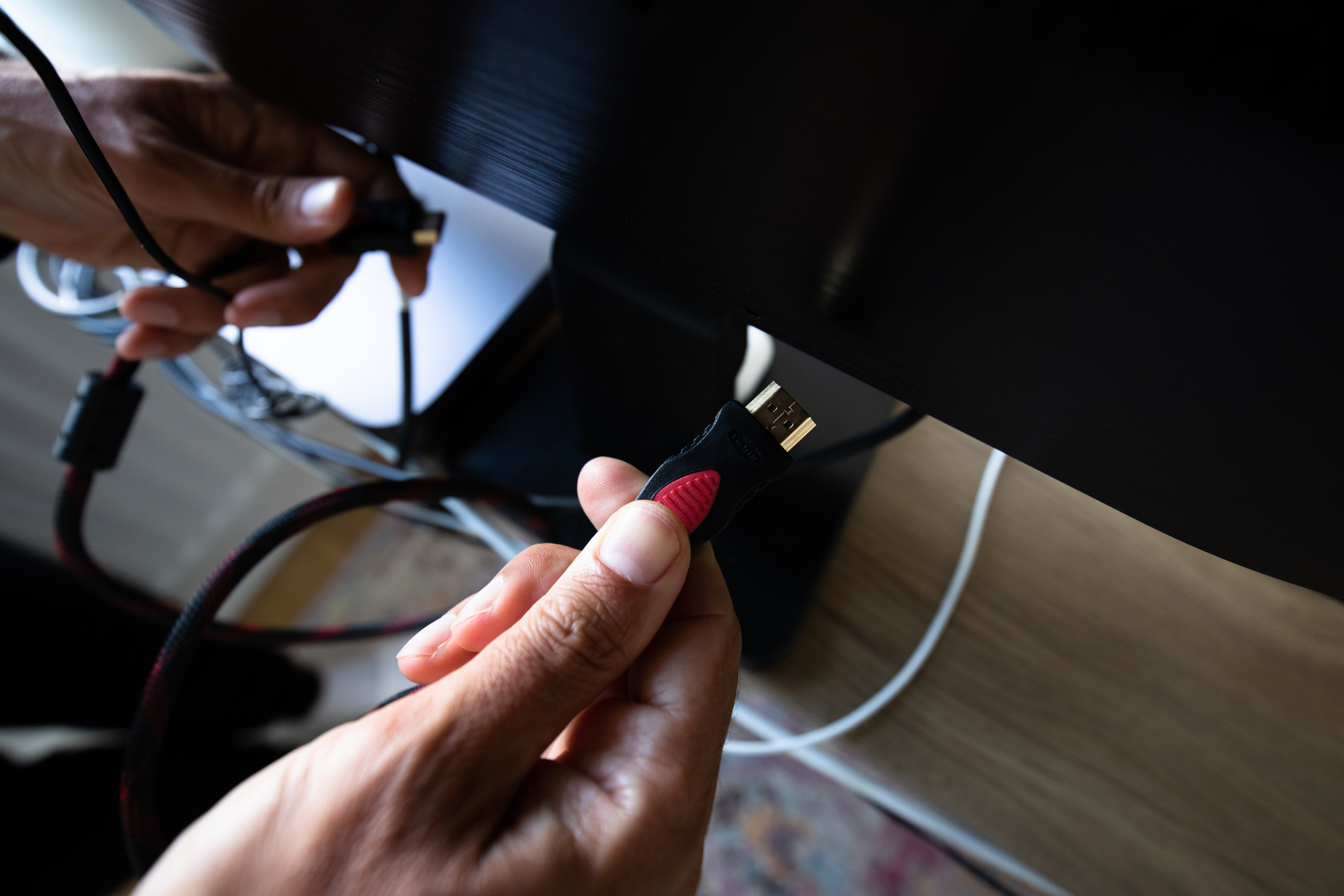 osszegabalyodott-kabelek-mutatjuk-hogyan-tuntesd-el - Nők Lapja - Nők Lapja összegabalyodott kábelek