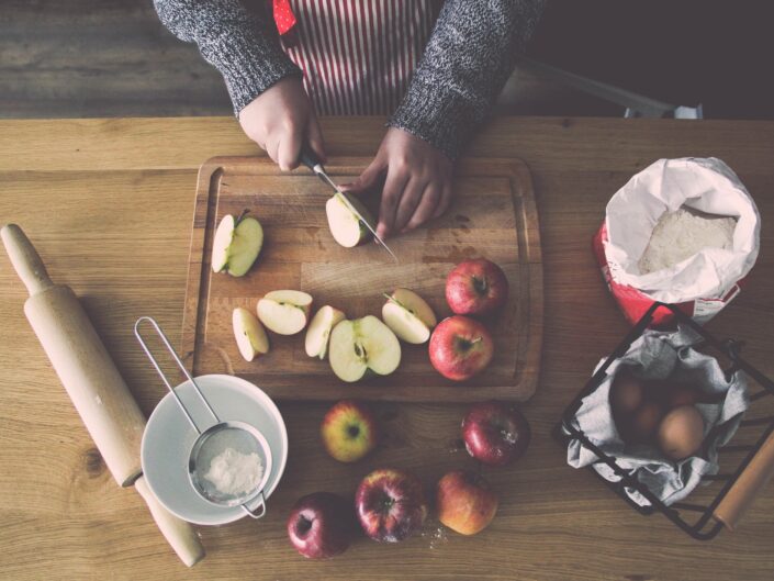 almás süti készítés