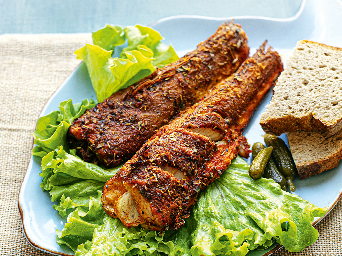 zöldfűszeres-paprikás sült hekk air fryerben