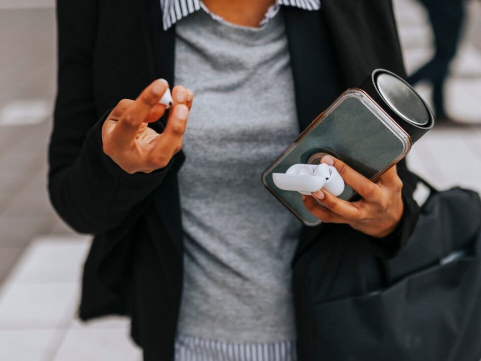 fülhallgató veszélyes egészség halláskárosodás érzékelés