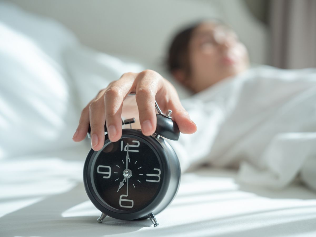 ébredés ébresztőre