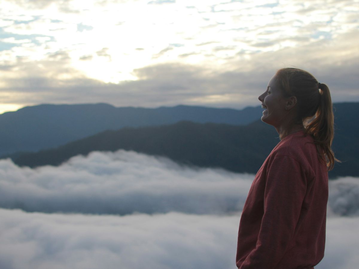 csillagjegyek-uzenet-univerzum - Nők Lapja - Nők Lapja boldog nő