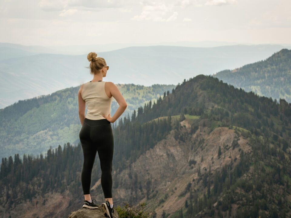50-felett-fitnesztippek - Nők Lapja nő a hegyen
