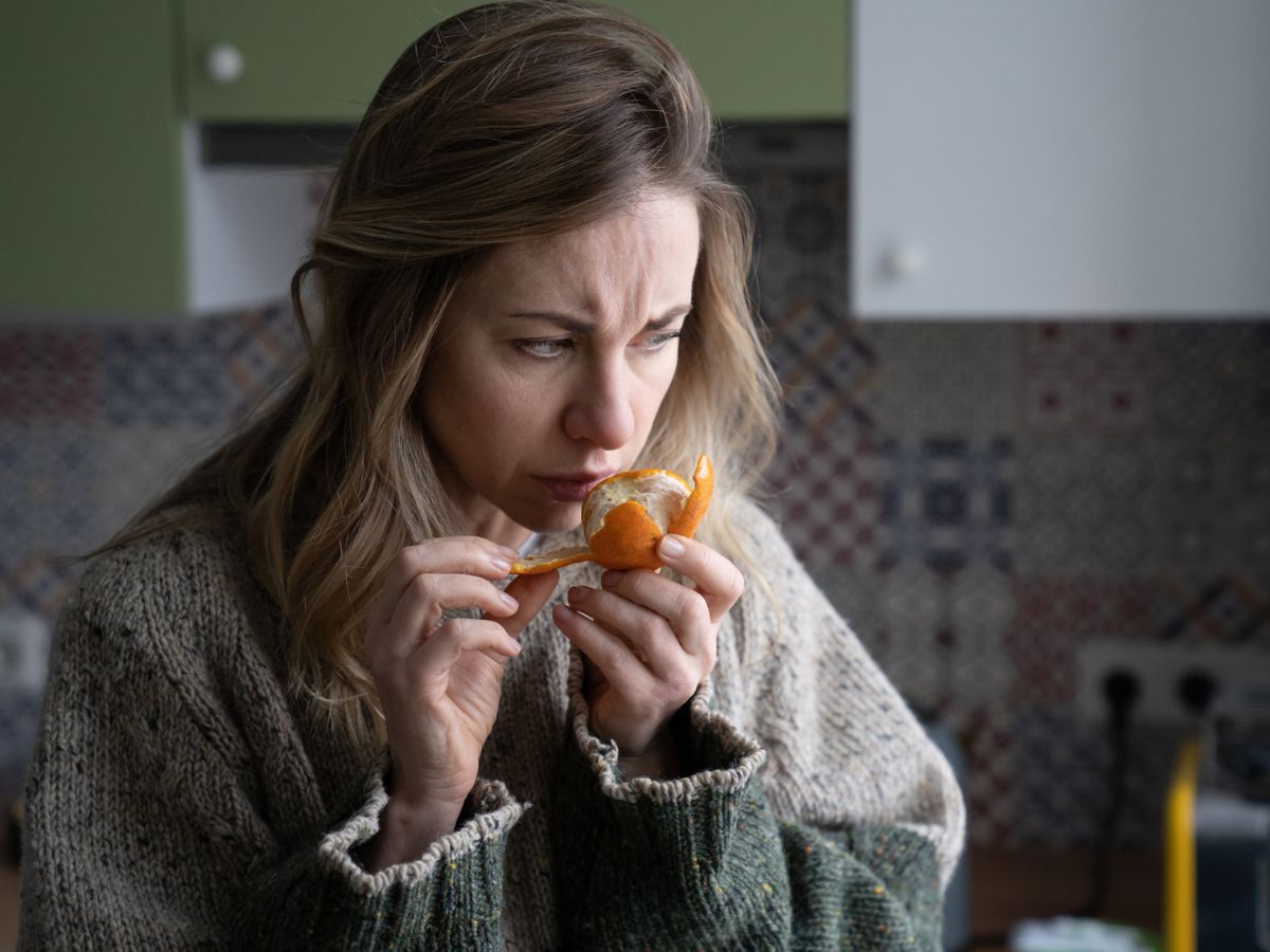 nő mandarin szaglás