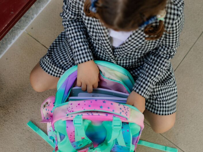 iskola iskolás gyerek