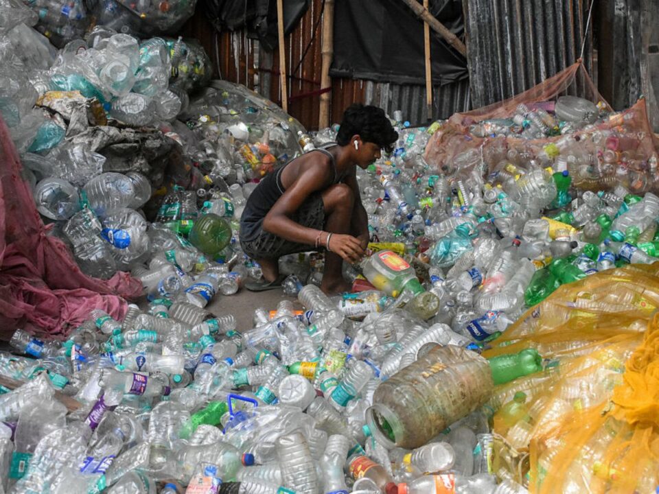 műanyagszemét, újrahasznosítás, India