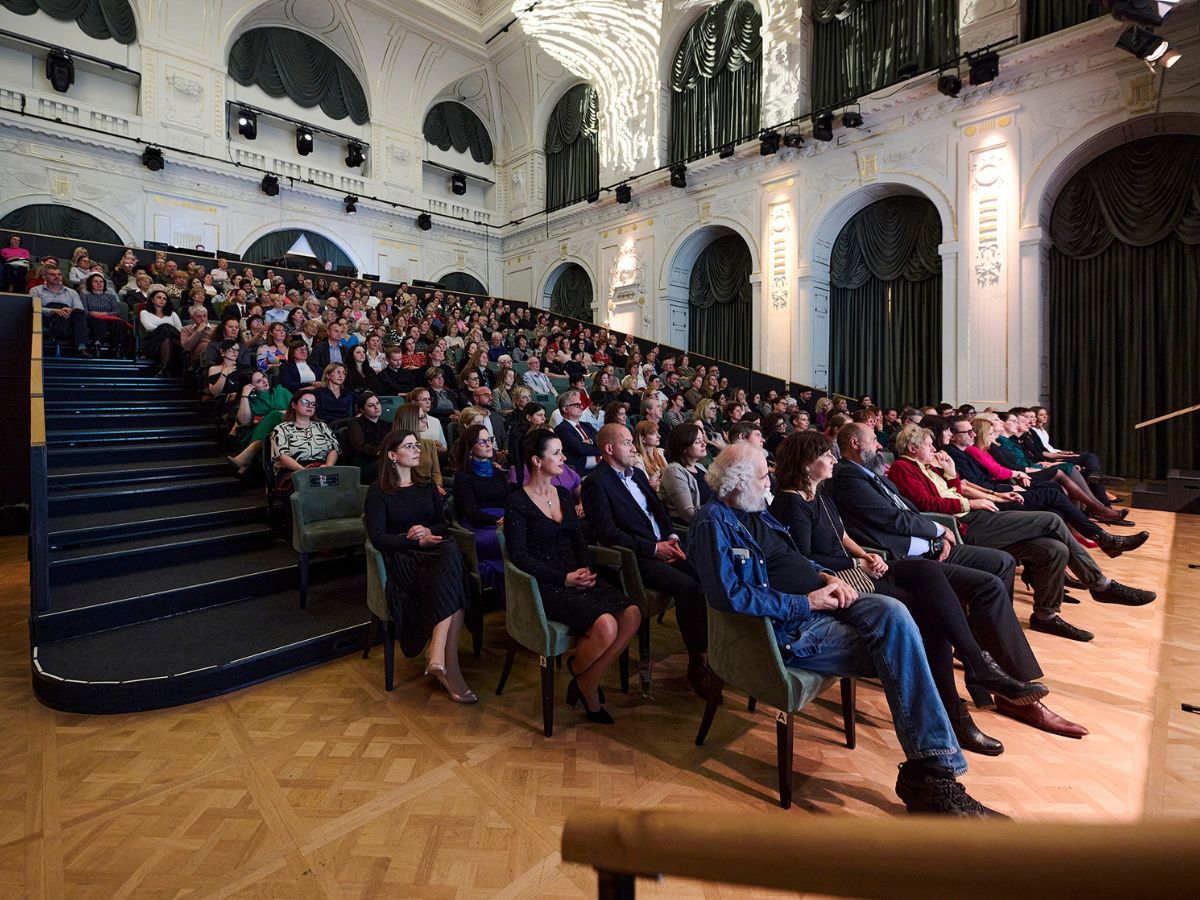 Nők Lapja Irodalmi Díj 2024