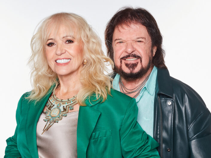 neoton família csepregi éva