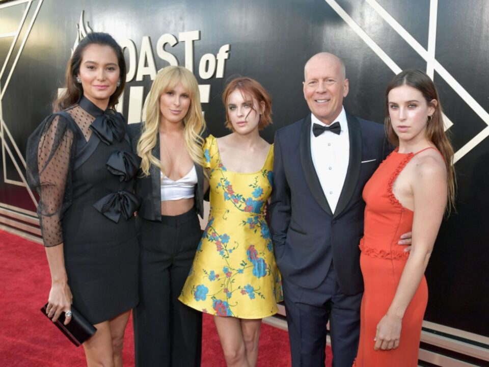 Bruce Willis feleségével és lányaival
