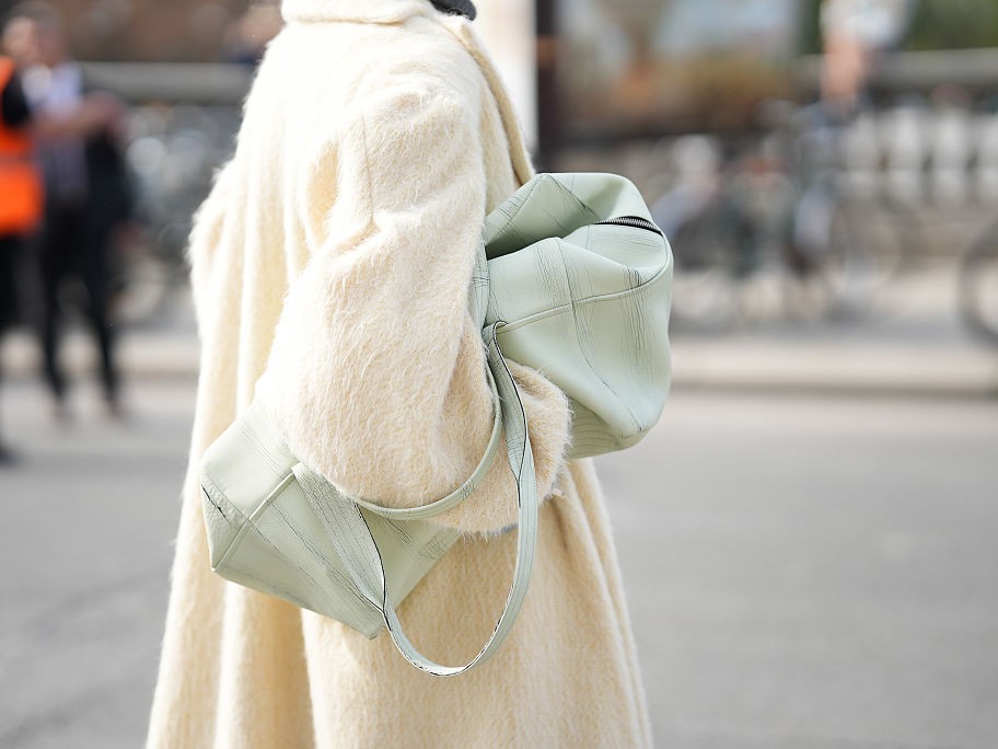 őszi divatszínek fiatalos