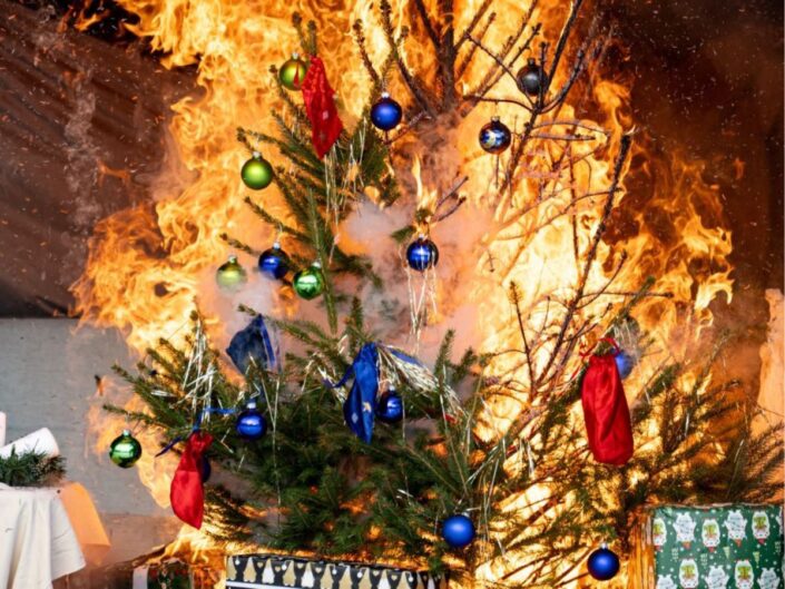 lángoló karácsonyfa tűz