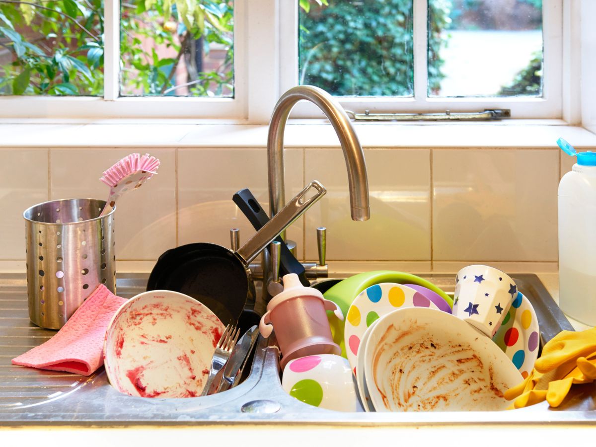 mosatlan edény mosogató konyha