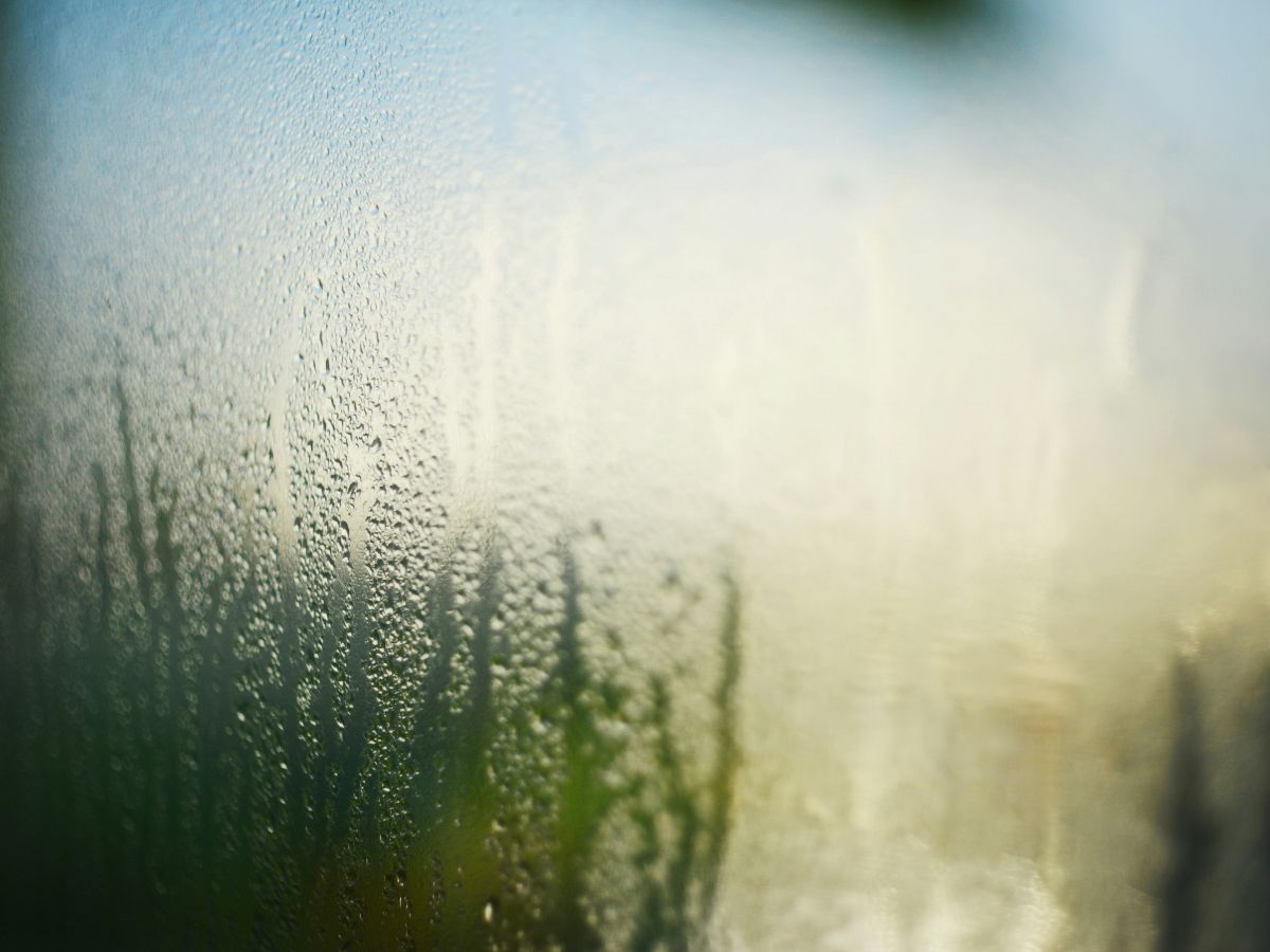 pára az ablakon