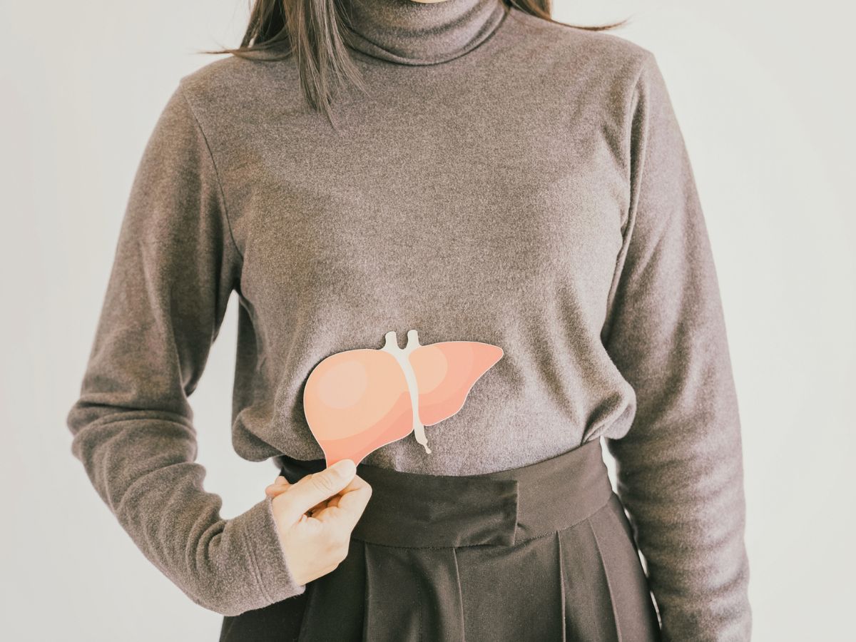 nő pulóver máj fotó rajz