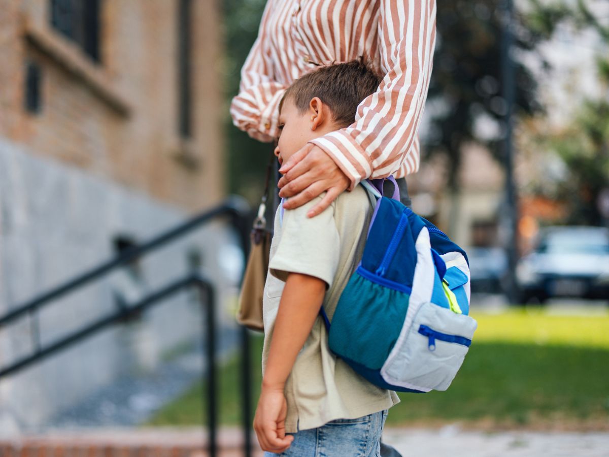 iskola iskolás gyerek