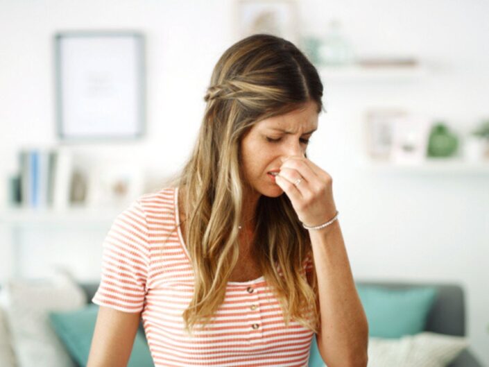 fiatal nő orr büdös szag