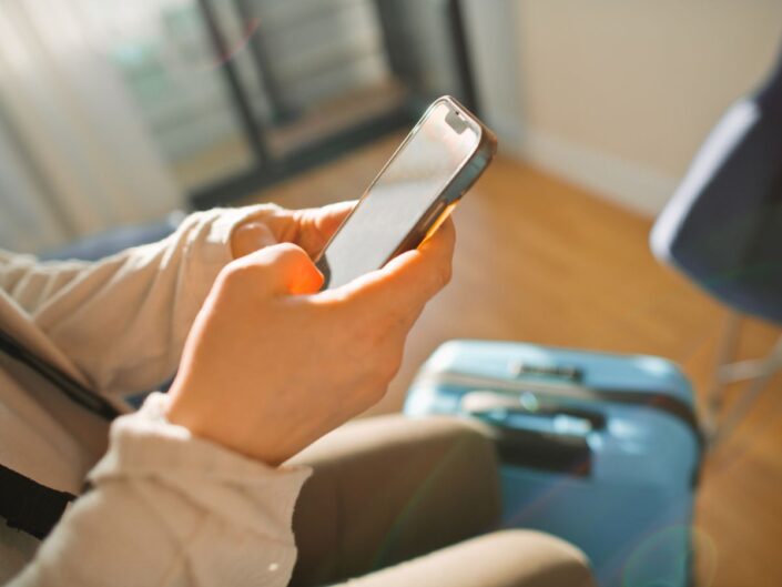 telefon bőrönd szoba hívás