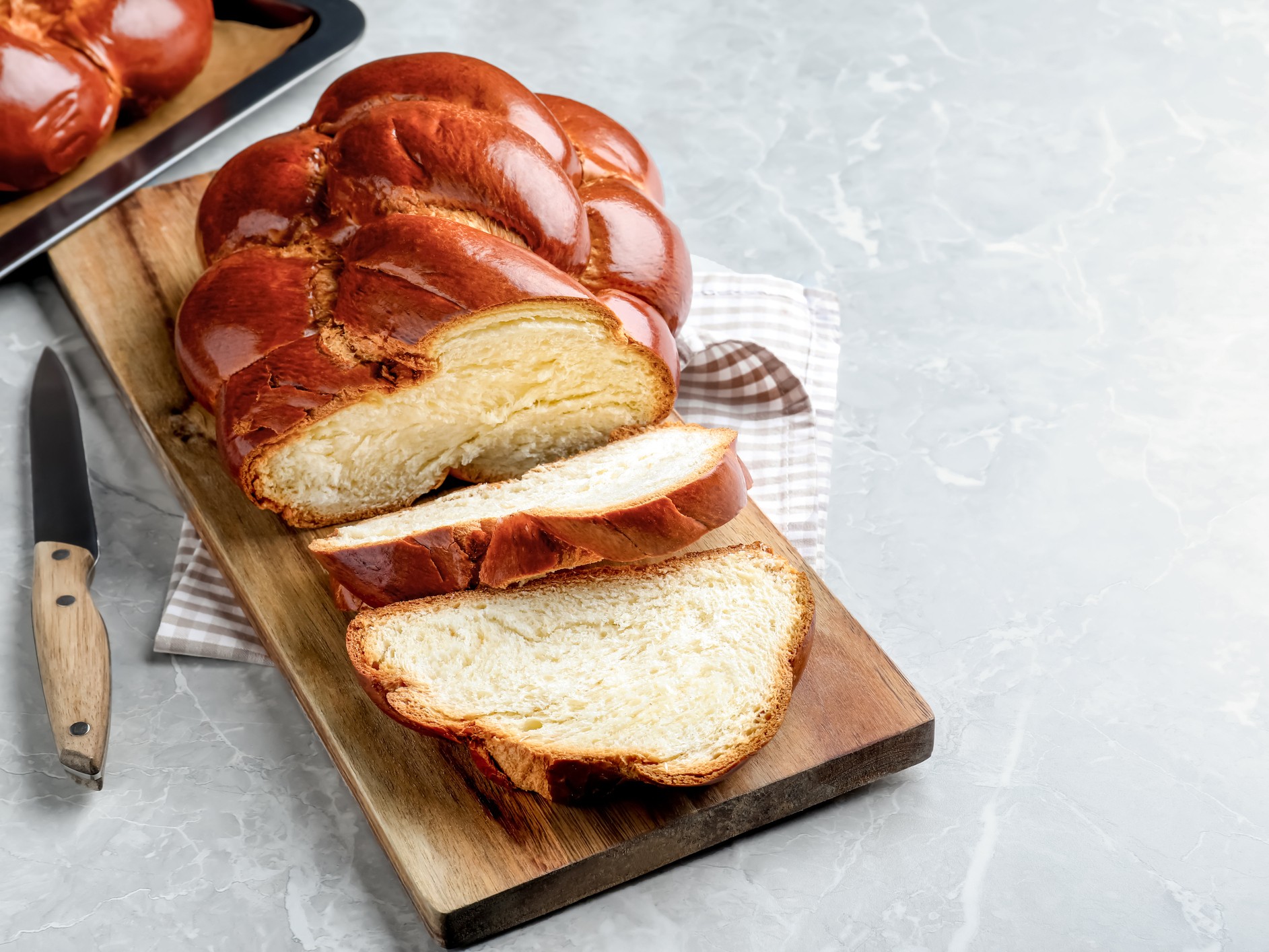 fonott kalács szeletelve